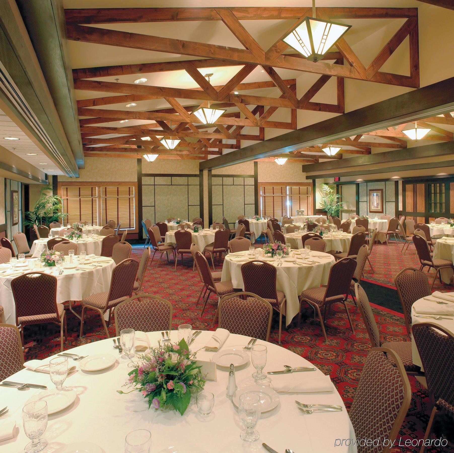 The Craftsman Inn & Suites Fayetteville Ristorante foto